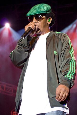 Archivo:TegoCalderon.jpg