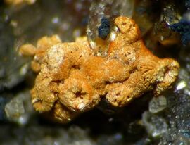 Uranotungstite-104312.jpg