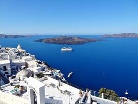 Fira Santorin 12.jpg