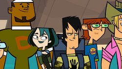 TDI Trent arrivo al campo feeling Gwen.png