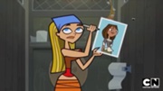 Lindsay vota Courtney.jpg