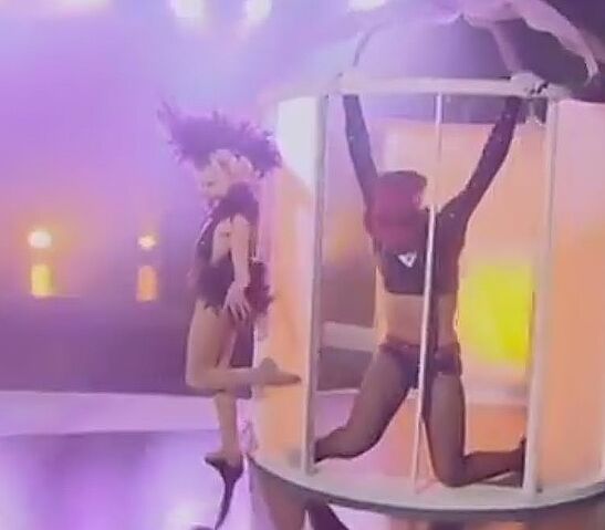 File:Magic act.jpg