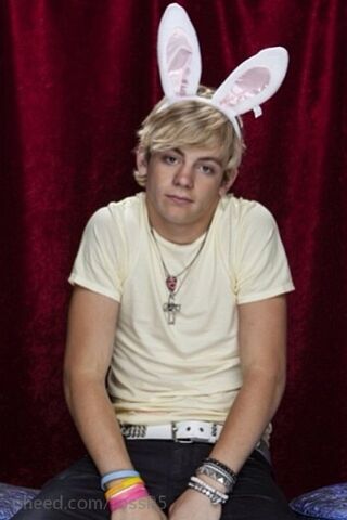 Archivo:Ross-ross-lynch-austin-34923598-640-960.jpg