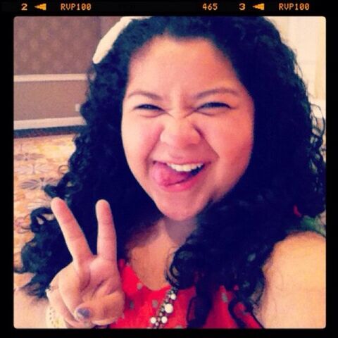 Archivo:Raini-Rodriguez-raini-rodriguez-trish-31445114-500-500.jpg