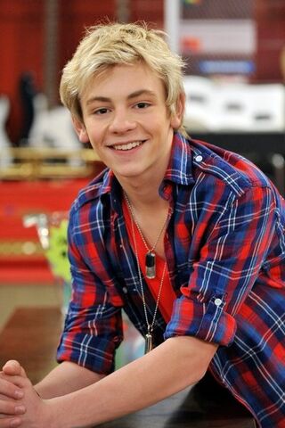 Ficheiro:Austin-and-ally (1).jpg