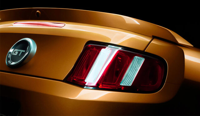File:2010mustangtaillight.jpg