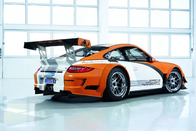 File:05-porsche-911-gt3-r-hybrid.jpg