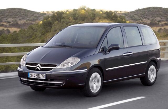 File:2008-citroen-c8-front.jpg