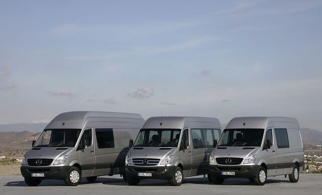 File:30MercedesBenzSprinterVan3.jpg