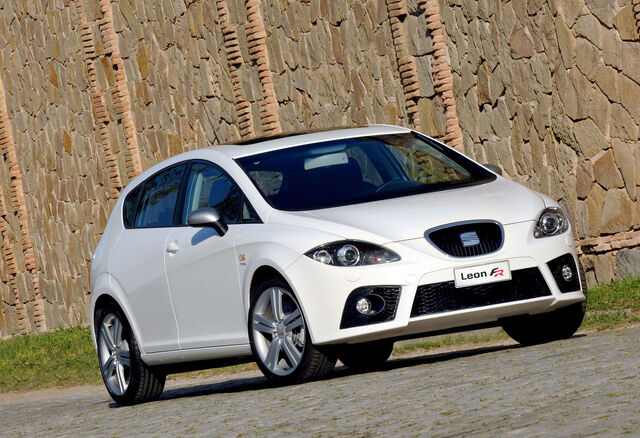 File:Seat leon fr1-01.jpg
