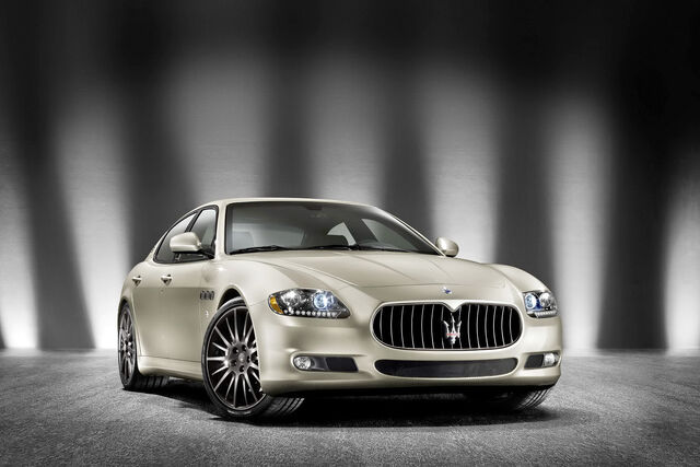 File:Maserati-Quattroporte-Awards-Edition-4.jpg