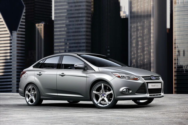 File:2011-Ford-Focus-32.jpg