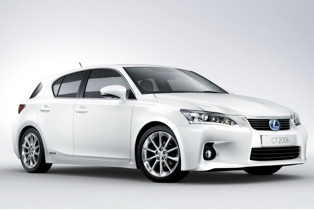 File:2011-Lexus-CT-200h-6.jpg