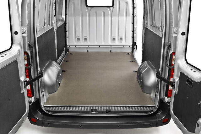 File:2011-Renault-Master-12.jpg