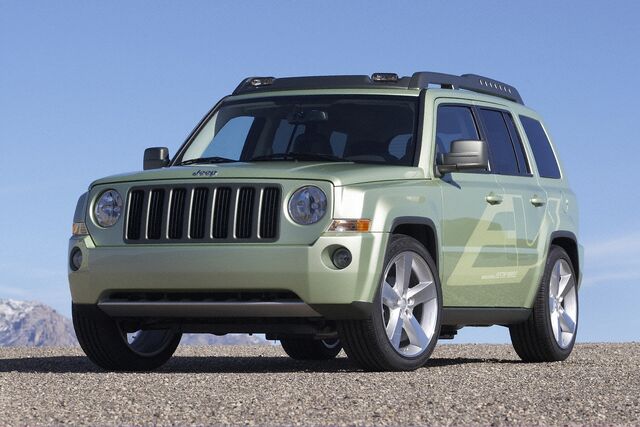 File:Jeep-patriot-ev.jpg