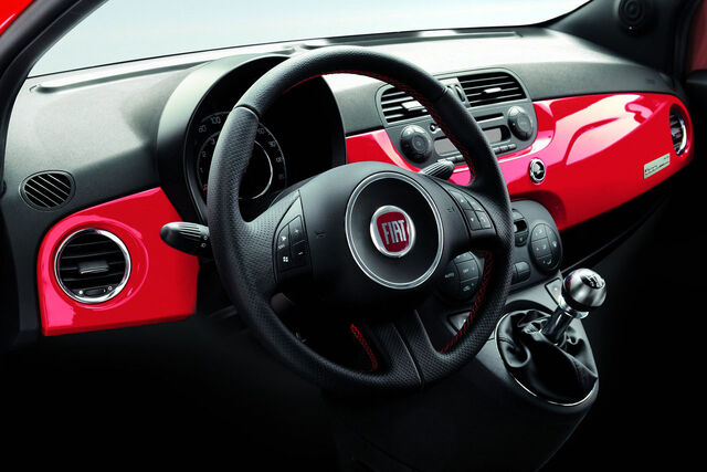 File:02 fiat 500 ferrari.jpg