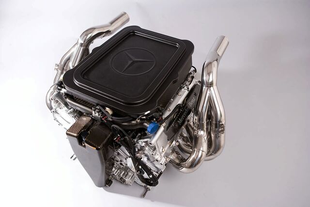 File:Mercedes-benz-formula-1-engine-fo-108w.jpg