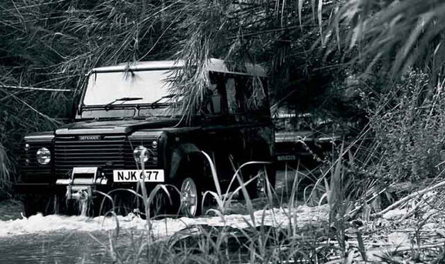 File:LandRoverDefender3.jpg