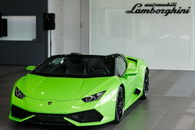 File:Lookatthwmantisgreen.jpeg