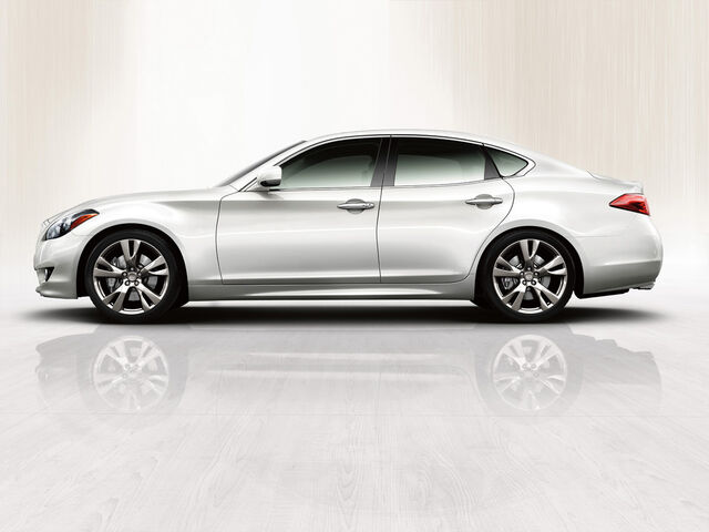 File:4-2011-infiniti-m.jpg