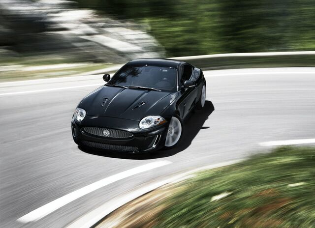 File:2010-jaguar-xk-r.jpg