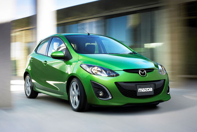 File:2010-MAZDA2-Facelift-2.jpg