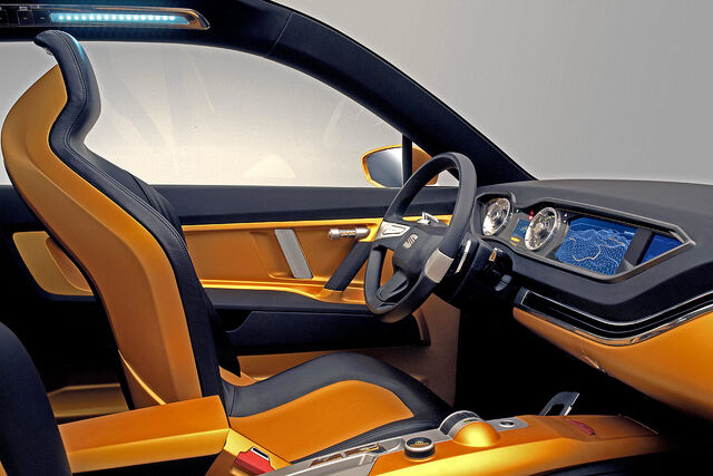 File:Carscoop Tribu C INT10.jpg
