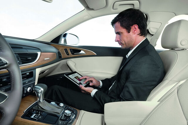 File:2012-Audi-A6-22.jpg