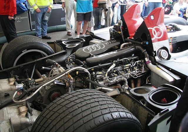 File:R10 Engine.jpg