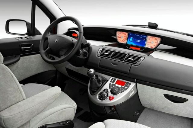 File:Peugeot 807 2.jpg