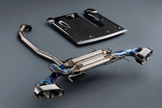 File:Nismo r35 exhaust-3-.jpg