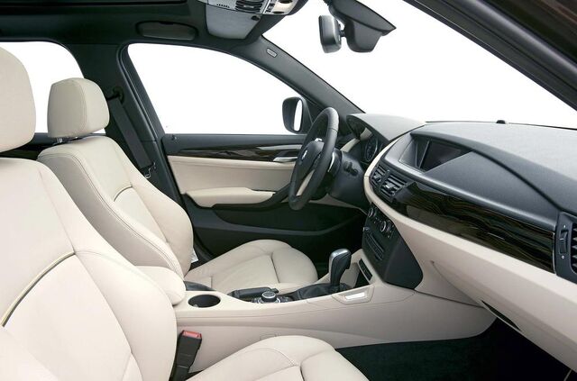 File:BMW-X1-18.jpg