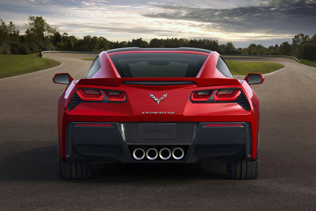 File:003-2014-chevrolet-corvette-stingray.jpg