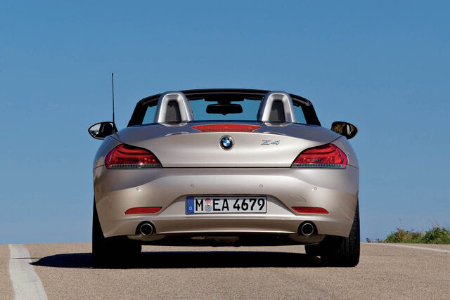 File:2010 z4 hi 15.jpg