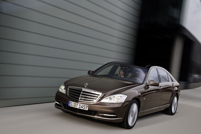 File:05-2010-m-b-s600.jpg