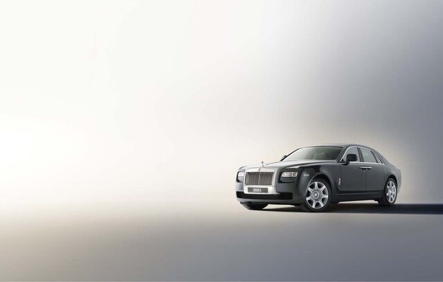 File:04-rolls-royce-200ex-official.jpg