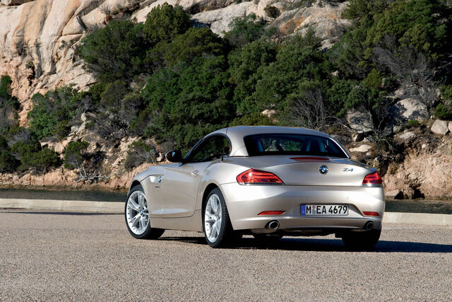 File:2010 z4 hi 12.jpg