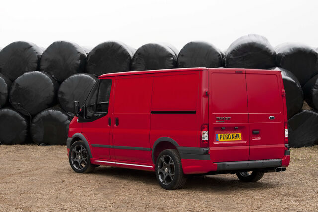 File:Ford-Transit-Sportvan-Red-2.jpg