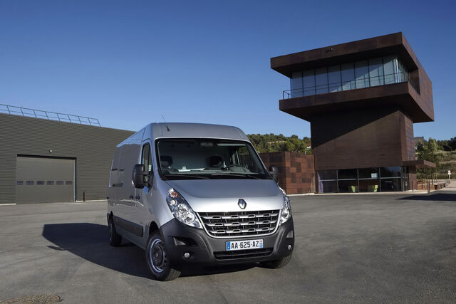 File:2011-Renault-Master-10.jpg