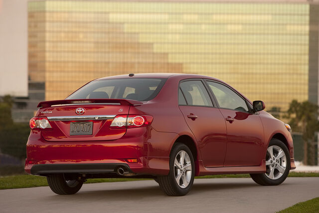 File:2011-Toyota-Corolla-21.jpg