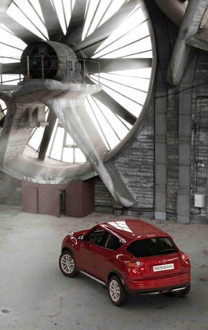 File:13-nissan-juke-press.jpg