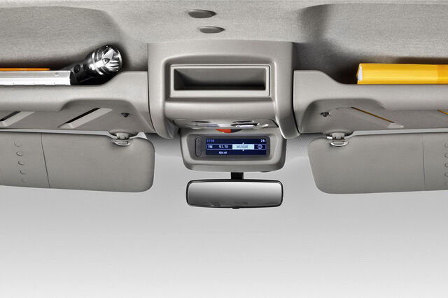 File:2011-Renault-Master-18.jpg