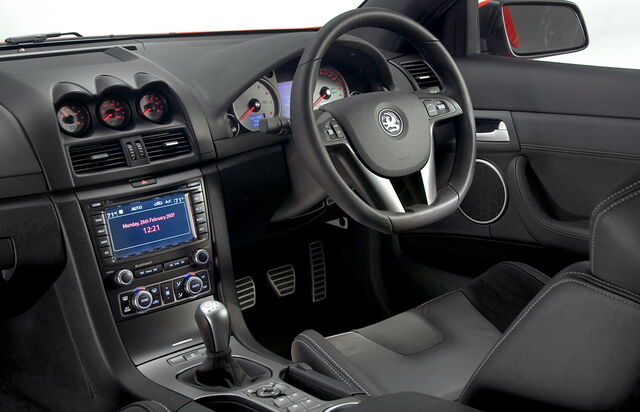 File:VXR8 202.jpg