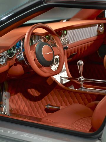 File:Spyker-c8-aileron 7.jpg