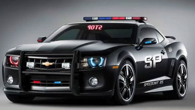 File:Camaro 2010 black police car wallpaper - 852x480.jpg