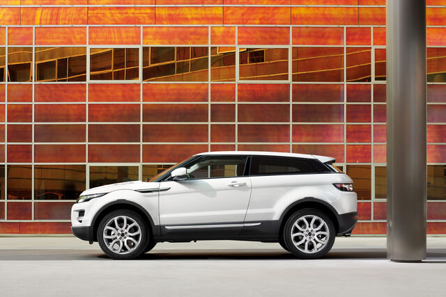 File:New-Range-Rover-Evoque-21.jpg