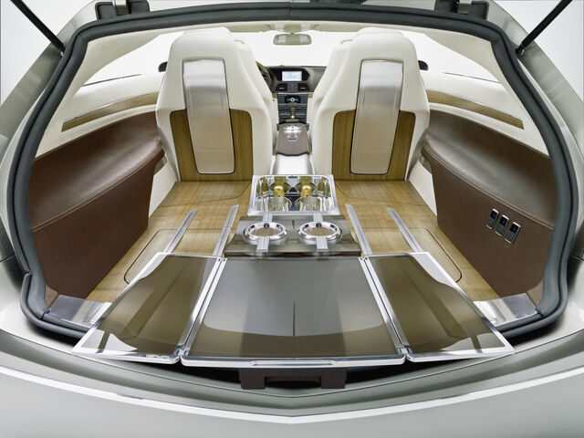File:Mercedes ConceptFASCINATION 1223113614920 copy.jpg