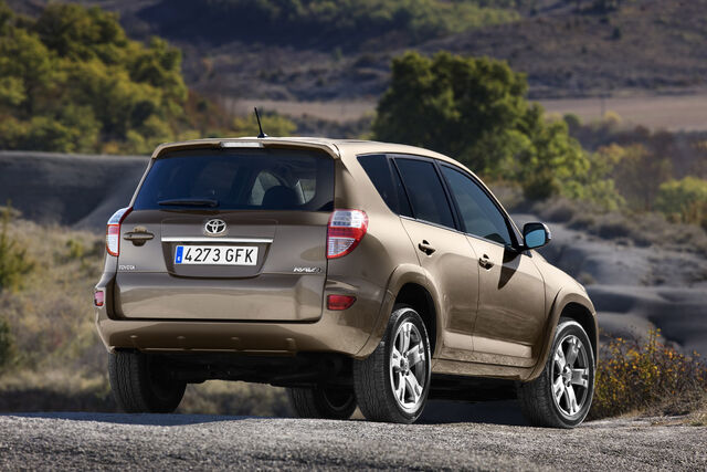 File:2009-Toyota-RAV4-6.jpg