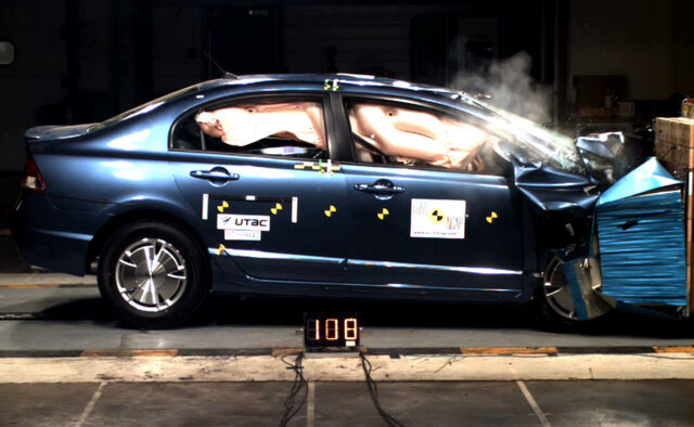 File:HONDA-Civic-Hybrid Frontal.jpg