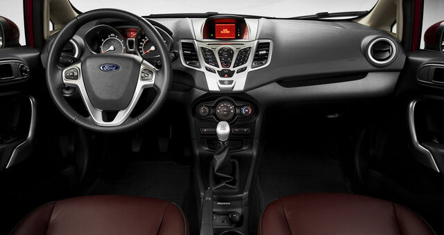 File:Fiesta-120-008.jpg